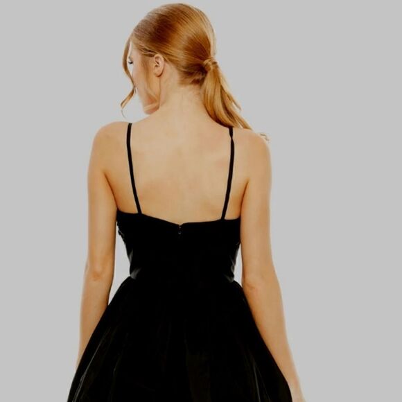 NWT BCBGMAXAZRIA Black Silk Taffeta  Mini Bubble Dress 80s Carrie Bradshaw 2 - Picture 1 of 14
